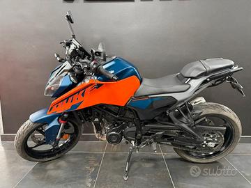 KTM DUKE 125 - 2025