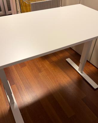 Tavolo da disegno Ikea regolabile