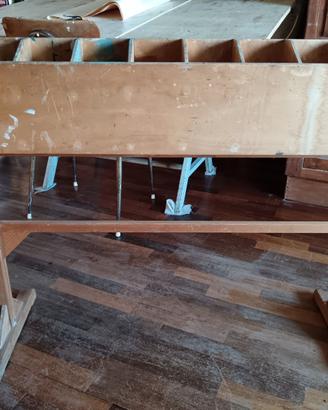 Portaflaconi, cavalletto da studio d’arte