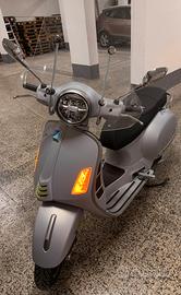 Vespa 300 GTS T
