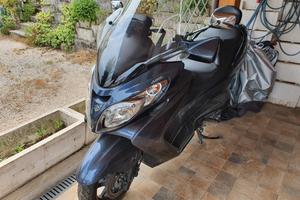 Suzuki Burgman 400