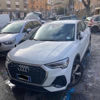Audi Q3 35 TDI S tronic Business Advanced