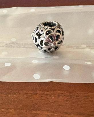 Charm Pandora