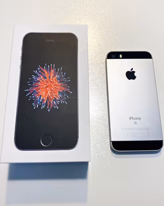 iPhone SE, 32GB +custodia con batteria integrata