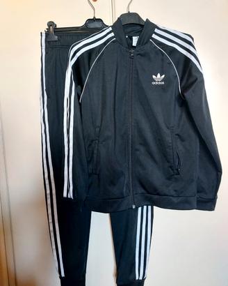 Tuta Adidas + t-shirt Adidas