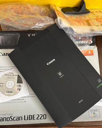 Canon Canoscan Lide 220 - 9623B010 Scanner