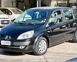 Renault Scénic 2.0 DYNAMIQUE 2.0 dCi 150CV 12...
