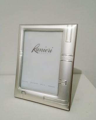 Cornice argento Ranieri (nuova). 