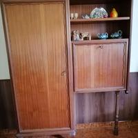 Armadietto legno con scrivania