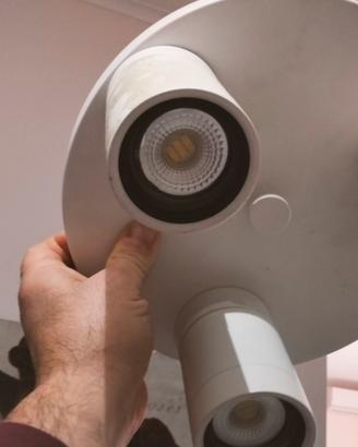 plafoniera con faretti alogeni 