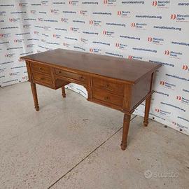 Scrivania da centro in stile