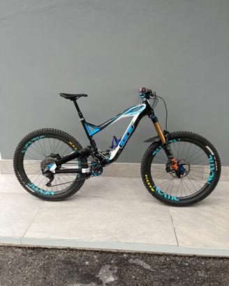gt carbon pro