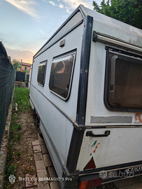 Con documento 5 posti