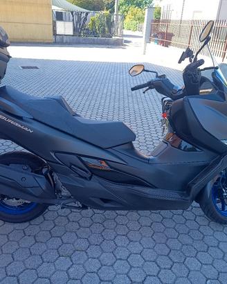  Suzuki Burgman 400