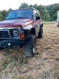 NISSAN Patrol/Safari 1ª s. - 1990