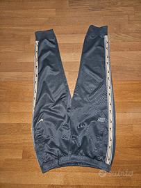 Pantaloni Nike