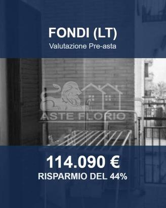 Immobile in asta di 5781 m² con box auto a Fondi