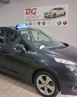 Renault Scenic X-Mod 1.5 dCi unico prop 2011