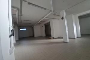 Locale uso artigianale o deposito lusciano aversa