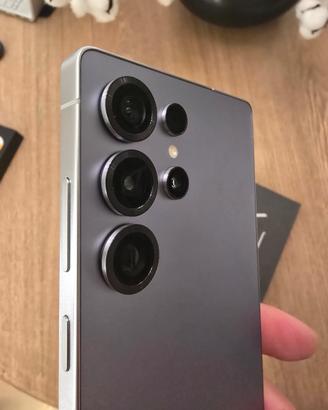 Samsung Galaxy S25 Ultra Smartphone AI

