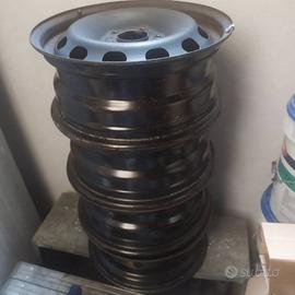 4 cerchi in ferro 15"