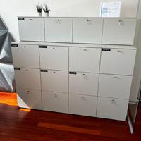 Cassettiera con chiavi per ufficio