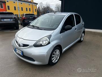 Toyota Aygo 1.0 Sol 5p m-mt