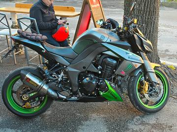 kawasaki z1000 del 2010