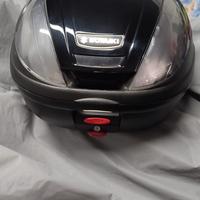 Bauletto moto marca GIVI