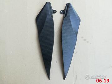 FIANCHETTI DEL SERBATOiO NUOVI YAMAHA R1 2007 2008