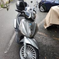 Piaggio Beverly 300