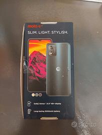 cellulare motorola e 13