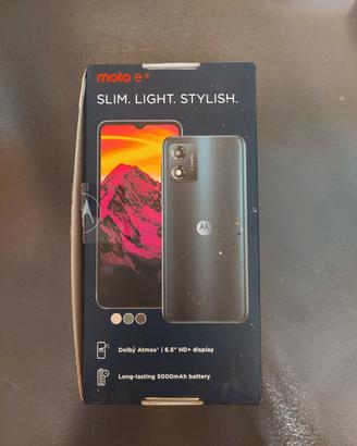 cellulare motorola e 13