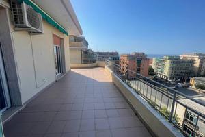 Attico / Mansarda di 80 m² con 3 locali a Loano