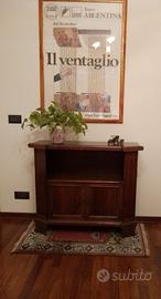 Mobile finitura legno noce 
