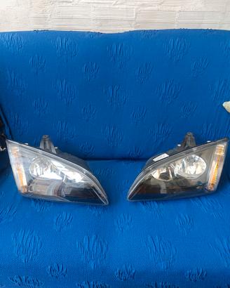 fanali per Ford Focus 1600 anno 2006/2012