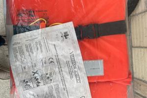 Giubotti salvataggio Nadir 100N