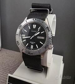 Seiko SQ Sports 100 orologio polso
