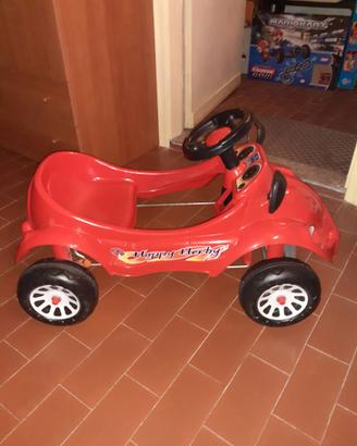 Macchina bambini a pedali
