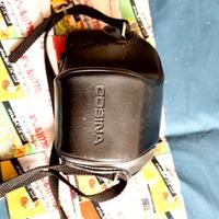 macchina fotografica Cosina Reflex analogica