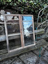 Finestra in castagno