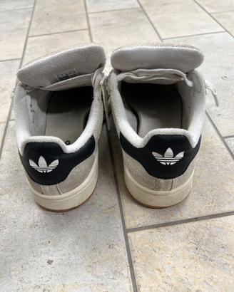 Adidas campus