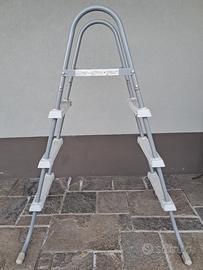 Scaletta per piscina 