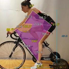 Biomeccanica messa in sella per bici Corsa