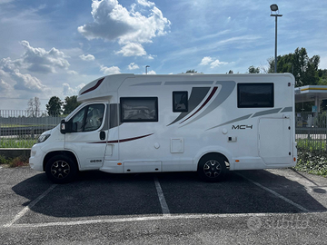 Camper 4 posti letto 6,99m