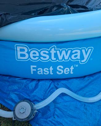 Piscina Bestway.
