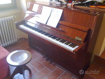 Pianoforte verticale