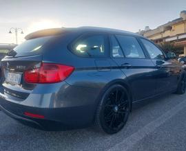 BMW Serie 3 320 D (F30/31) - 2014