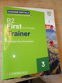 Libro inglese B2 first trainer 978100941645 
