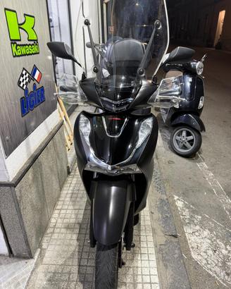 Honda Sh-150 sport